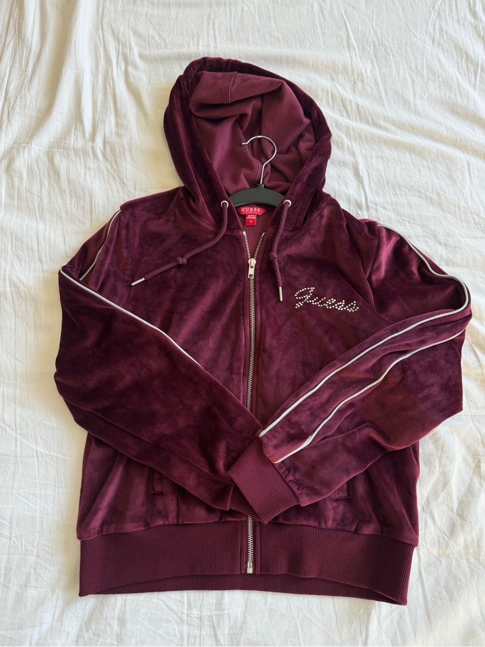Y2k inspired guess zip up